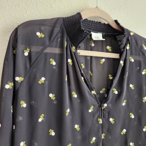 CAbi Alegria Black Embroidered Floral Peasant Blouse Size XS - Picture 4 of 12